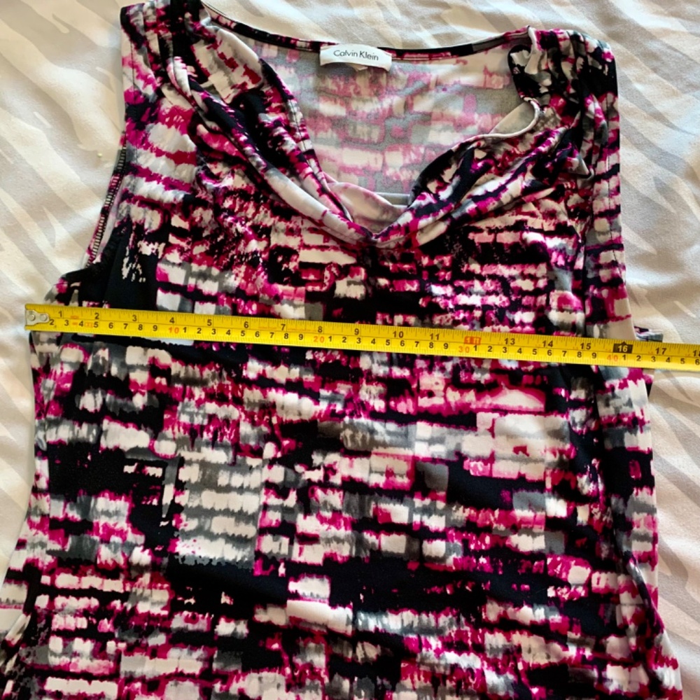 Calvin Klein Pink and Black Top - Picture 6 of 7